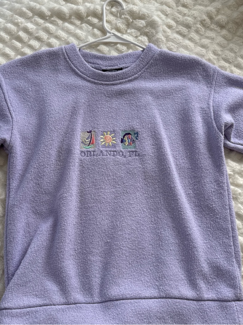 Exist Lilac Crewneck Sweatshirt with Colorful Embroidered Icons